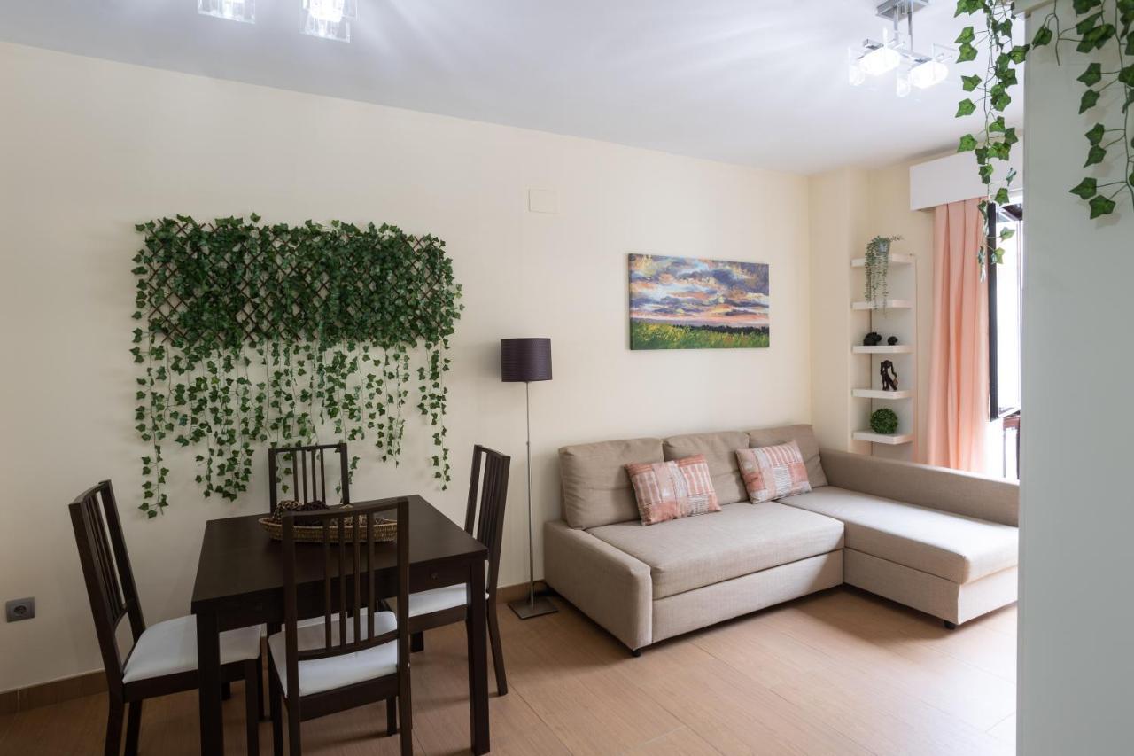 Sol Sevilla Urban Apartment Extérieur photo